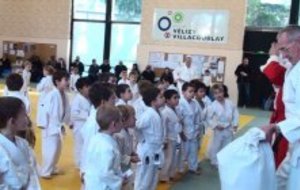 Visite du Père Noël au baby judo