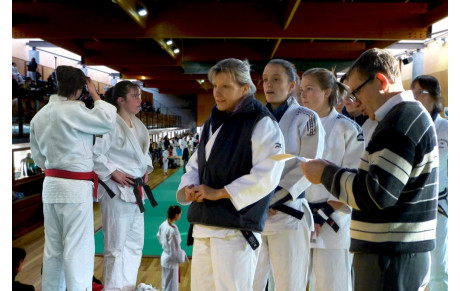Céline et Isabelle en route pour le 4ème Dan
